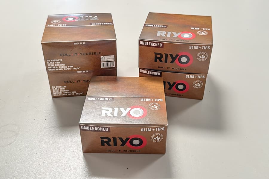 10 Packungen mit Papers Riyo